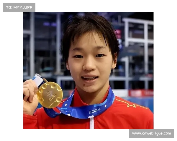 全红婵荣获国家体育荣誉奖章 奥运成绩获高度肯定