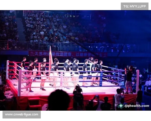 井上瑞树技术全面占优 引领亚洲女子格斗崭露国际实力 井上瑞树技术全面占优 引领亚洲女子格斗崭露国际实力