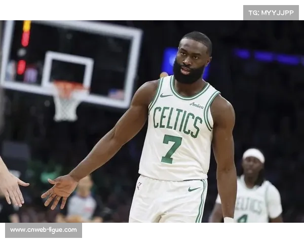 凯尔特人客场挑战爵士,布朗冲击连续30+纪录 凯尔特人客场挑战爵士,布朗冲击连续30+纪录