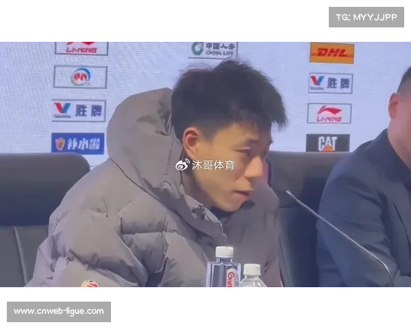 上海队91-65大胜辽宁,张镇麟16分弑旧主受球迷欢迎 上海队91-65大胜辽宁,张镇麟16分弑旧主受球迷欢迎